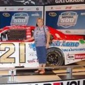 Meet your Posher, Nancy